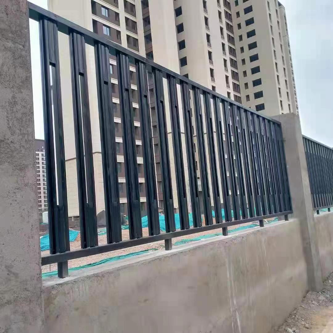 圍墻護(hù)欄