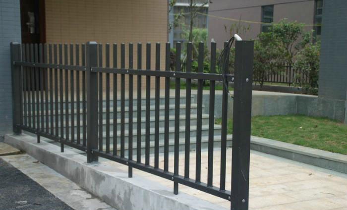 圍墻護欄